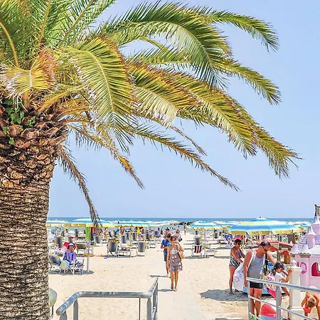 2 Bedroom In *